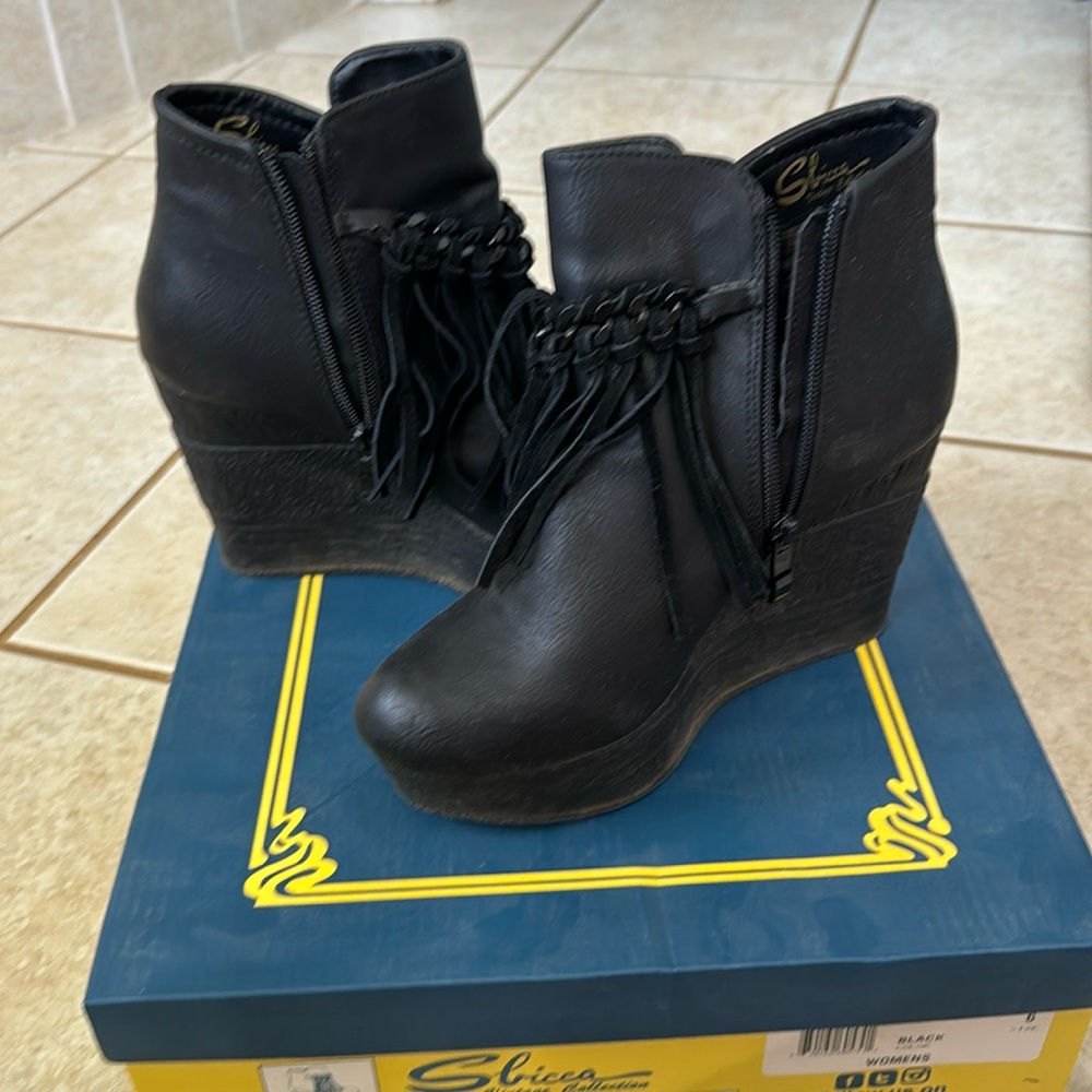 Sbicca booties